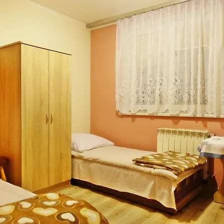 Homestay Goscinne U Moni