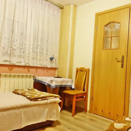 Goscinne U Moni Homestay szállás